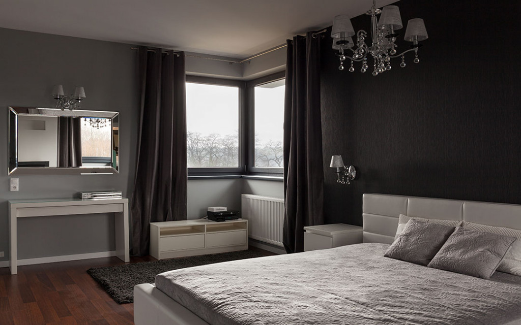 Black royal bedroom colors