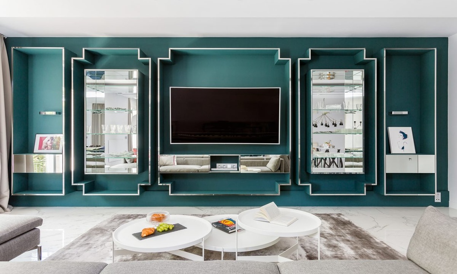 Living Room Almirah with a mirror design